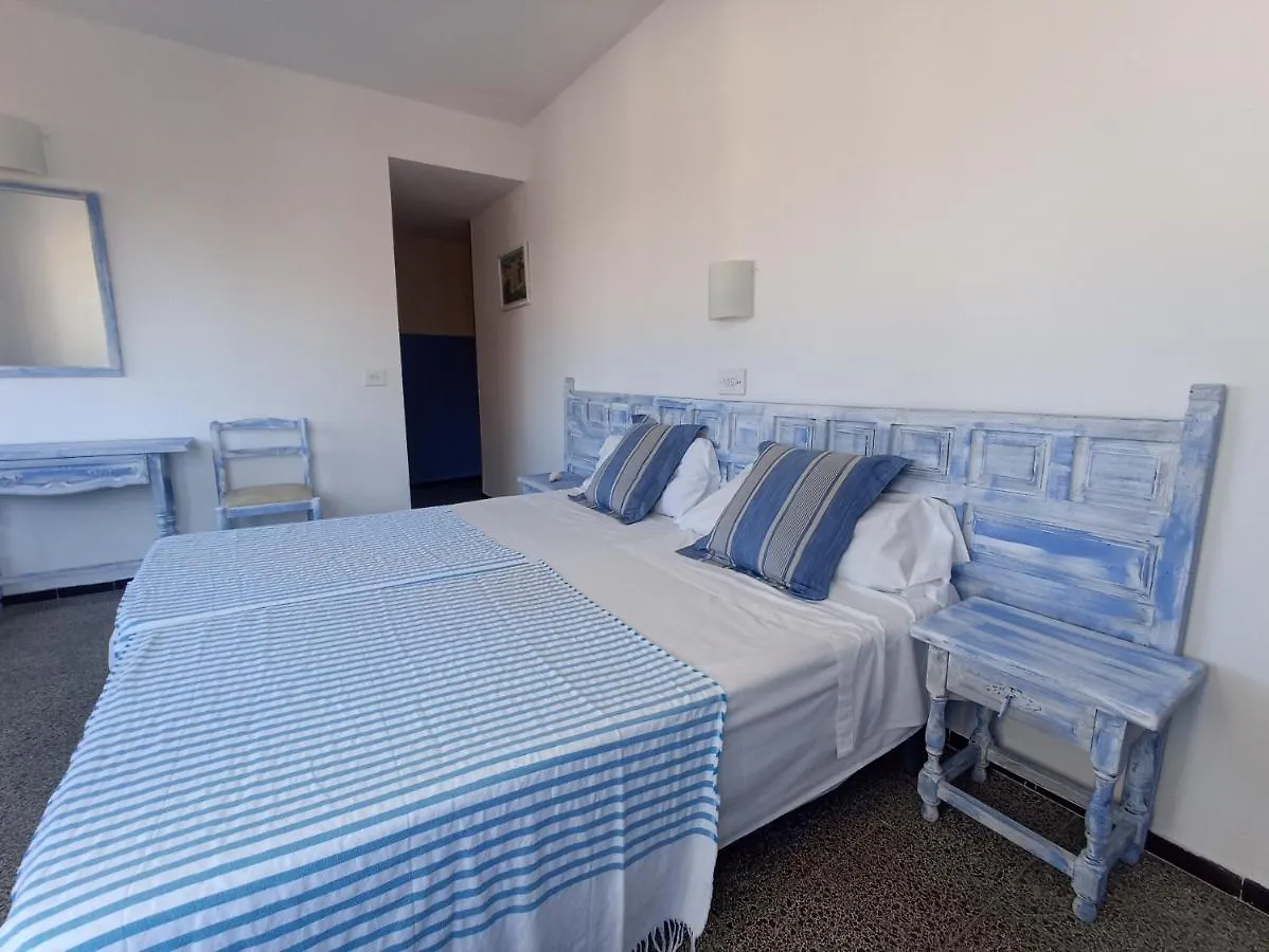بيت ضيافة Hostal Santa Ana يوريت دي مار إسبانيا