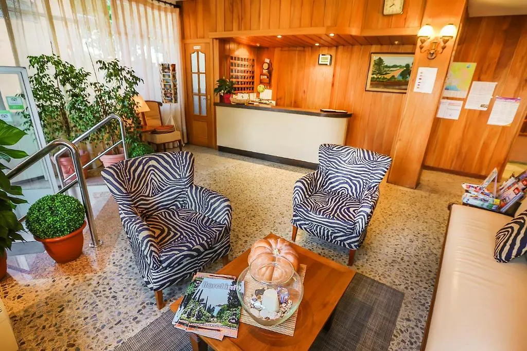 Hostal Santa Ana يوريت دي مار إسبانيا