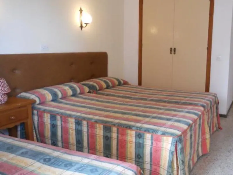 بيت ضيافة Hostal Santa Ana يوريت دي مار
