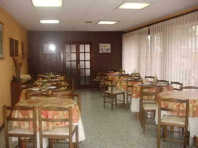 滨海略雷特 圣安娜旅舍酒店 招待所